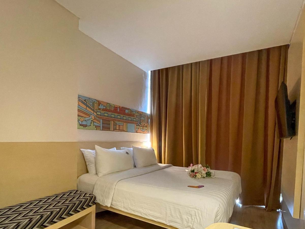 Hotel Maxone Premier Melawai Yakarta Exterior foto
